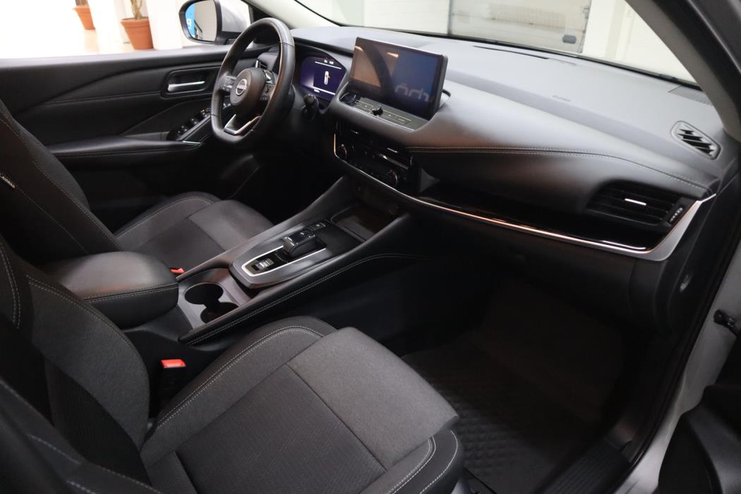 NISSAN Qashqai 2024