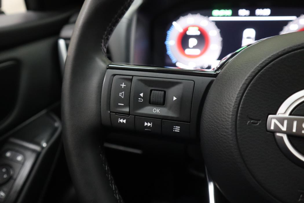 NISSAN Qashqai 2024