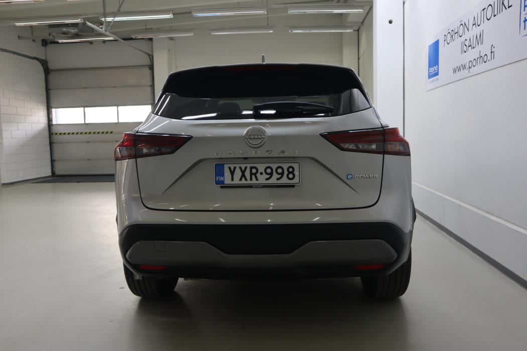 NISSAN Qashqai 2024