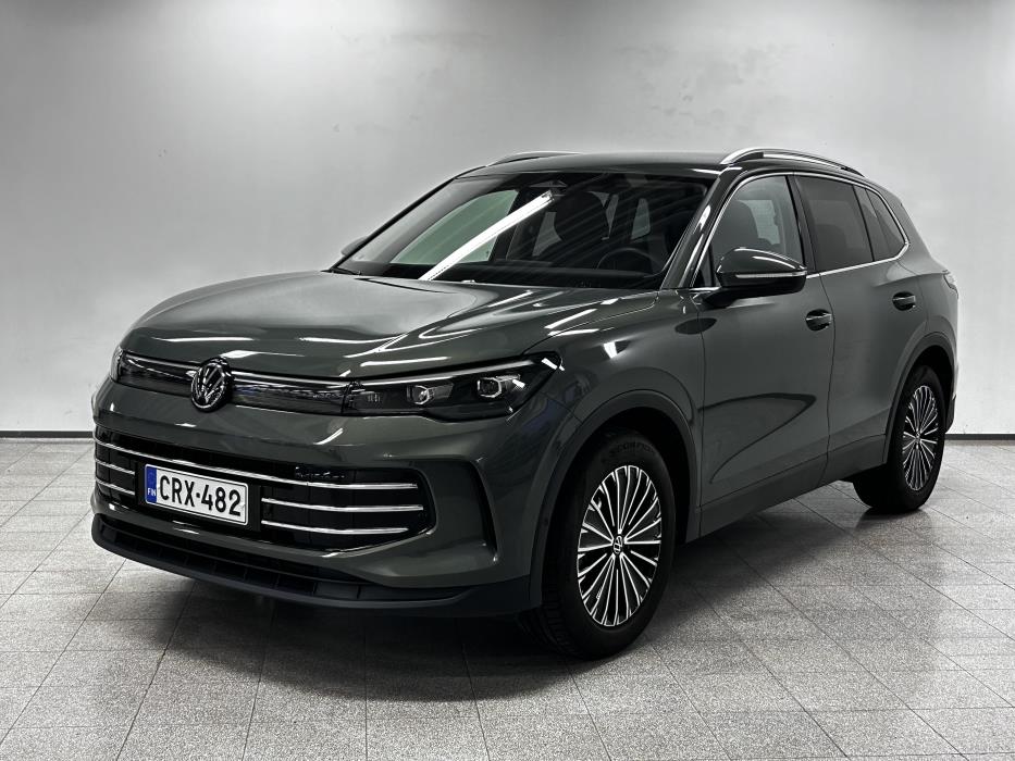 VOLKSWAGEN Tiguan 2024