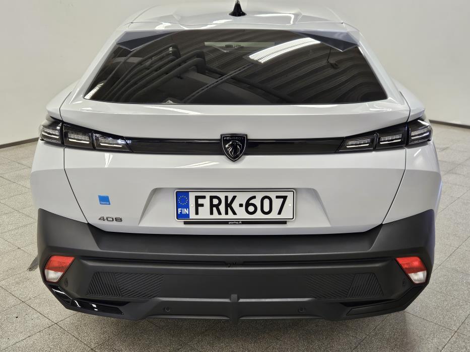 PEUGEOT 408 2023