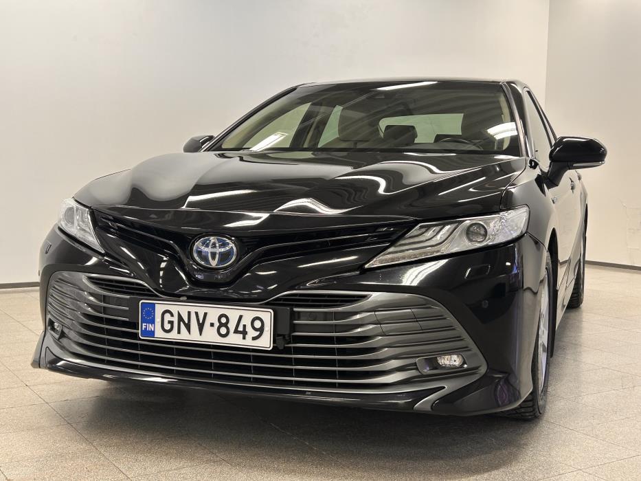 TOYOTA Camry 2019