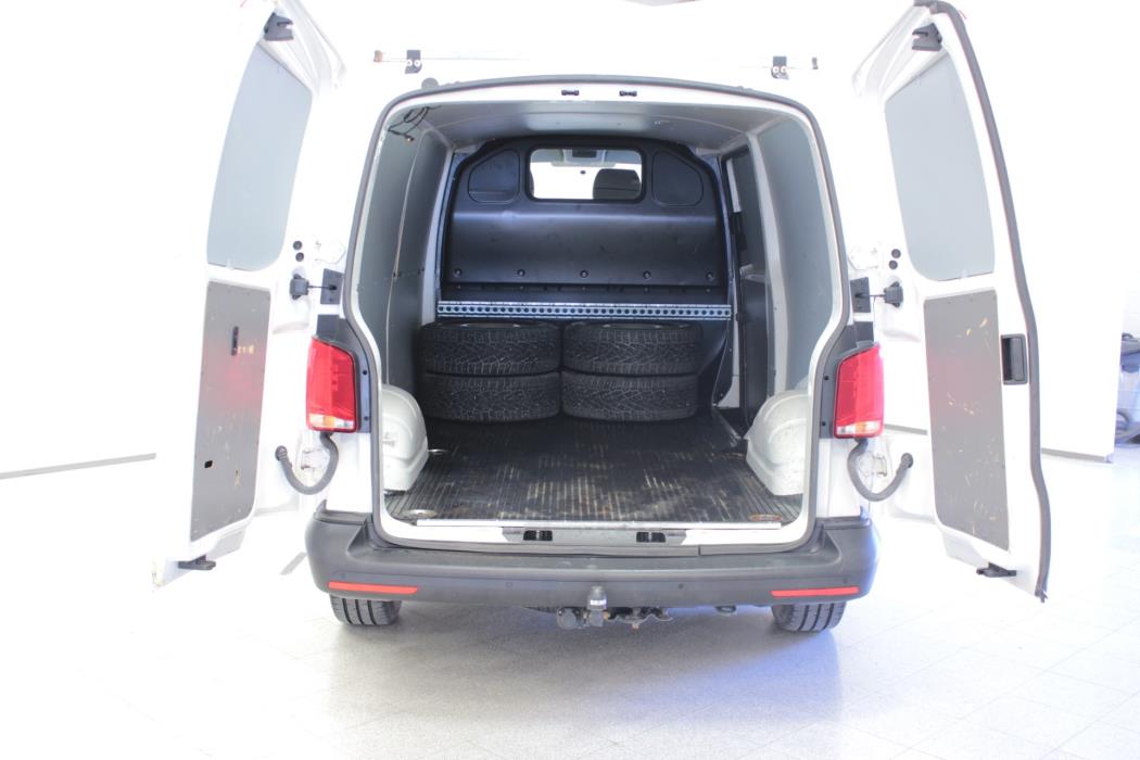 VOLKSWAGEN Transporter 2020