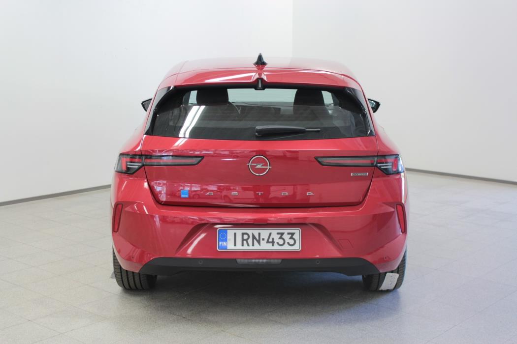 Opel Astra 2023