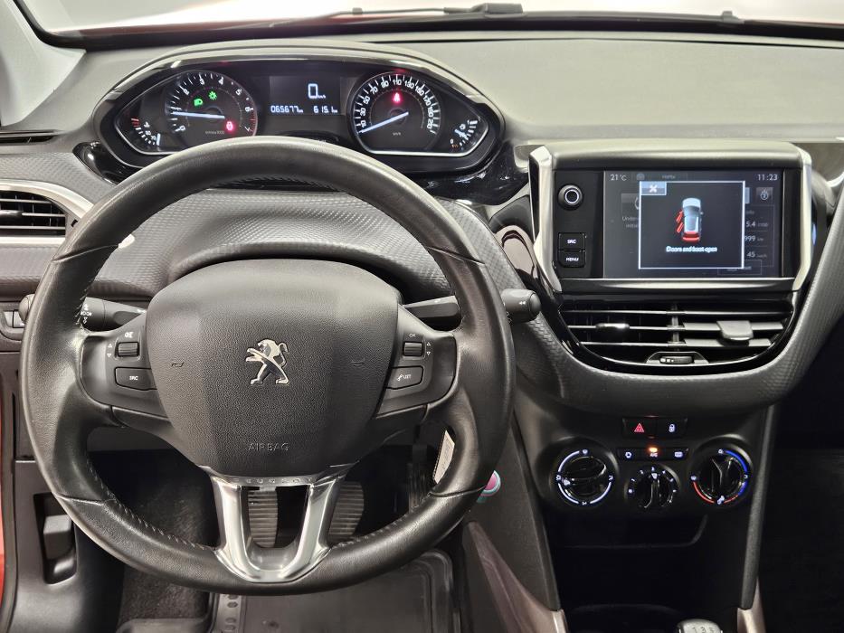 PEUGEOT 2008 2016