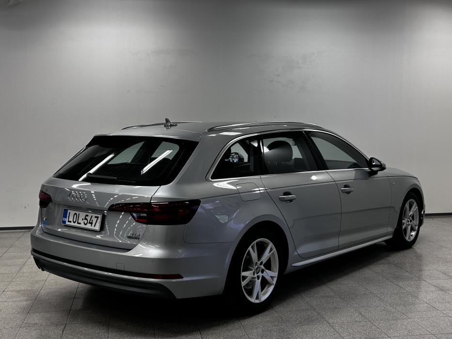 AUDI A4 2018