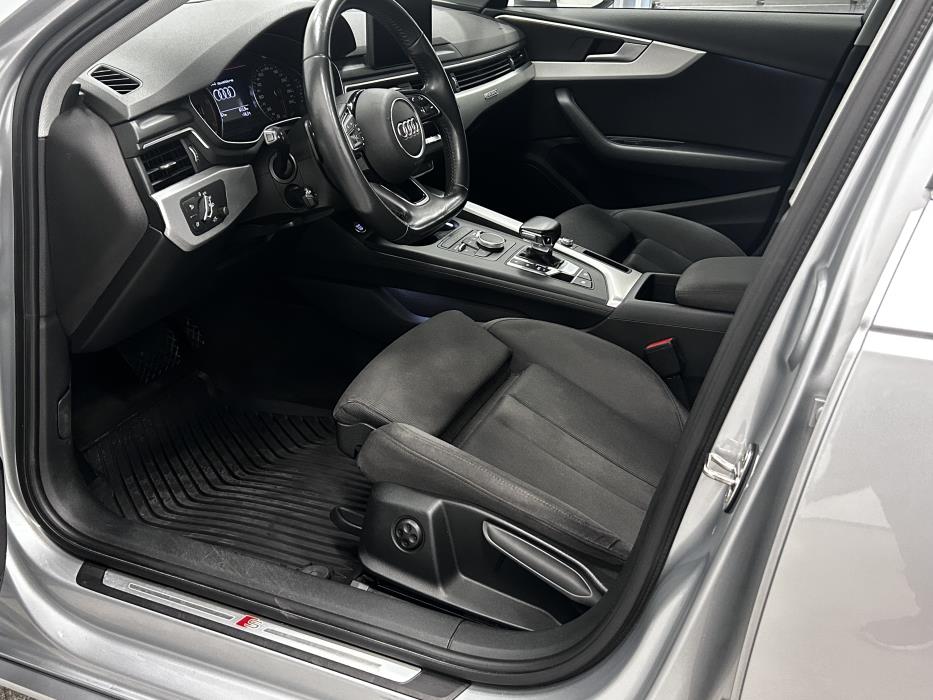 AUDI A4 2018