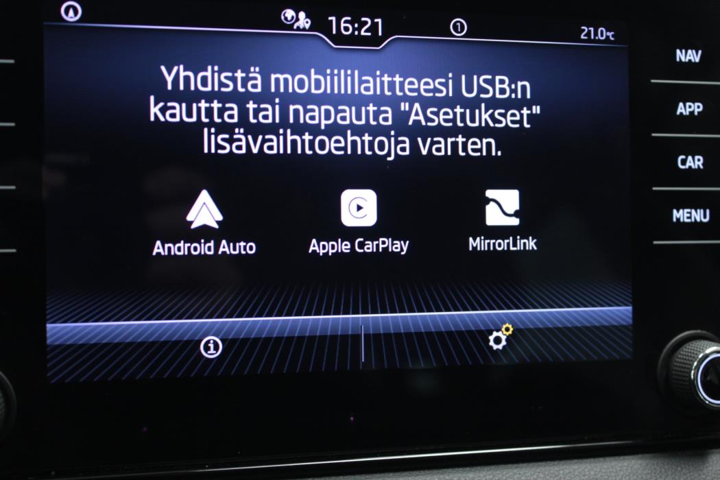 SKODA Karoq 2023