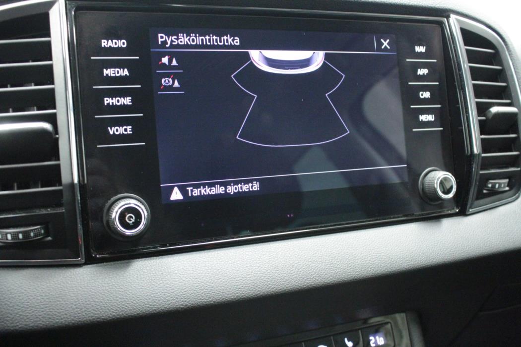 SKODA Karoq 2023