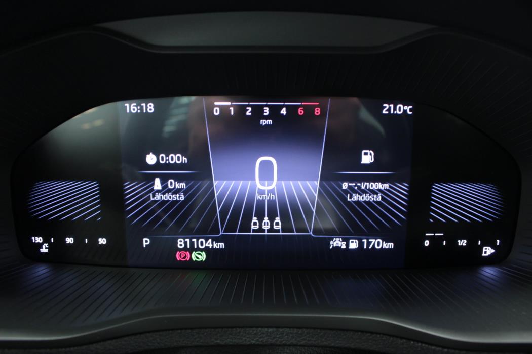 SKODA Karoq 2023