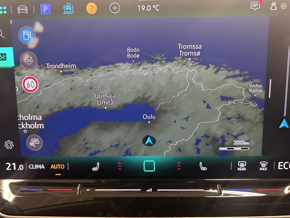 VOLKSWAGEN Passat 2025