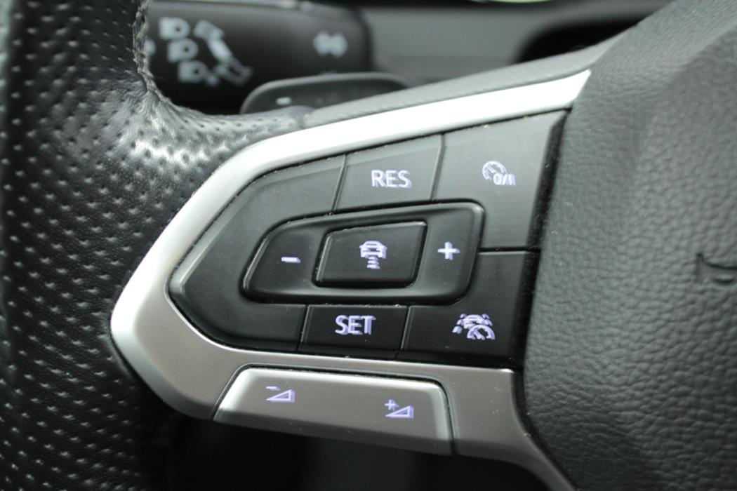 VOLKSWAGEN Passat 2020