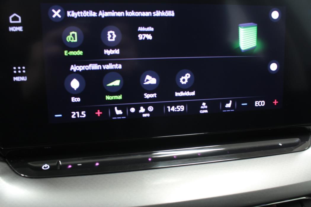 SKODA Octavia 2024