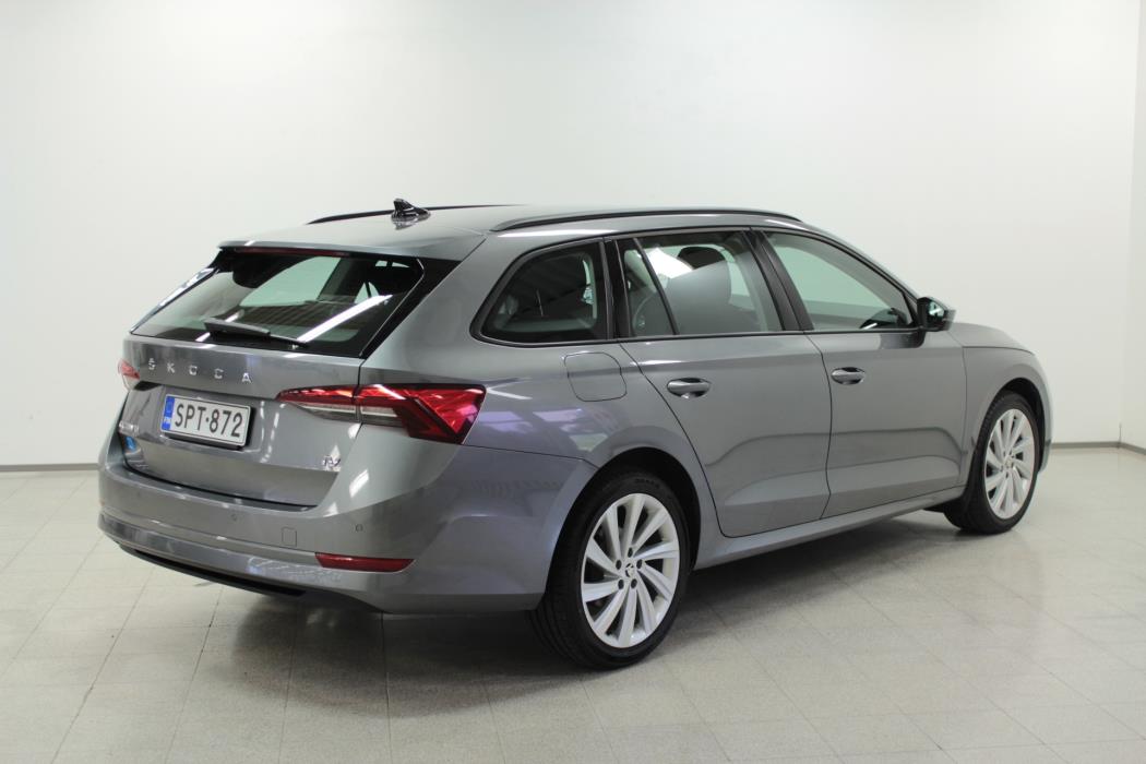 SKODA Octavia 2024