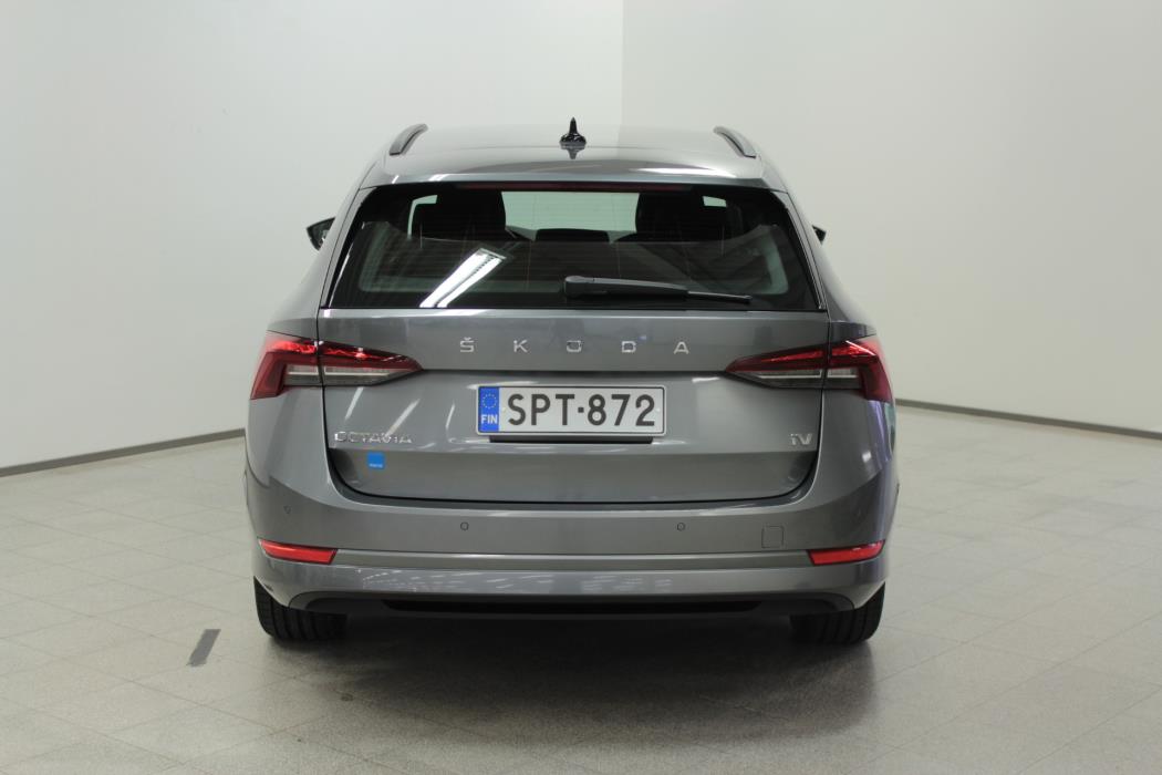SKODA Octavia 2024
