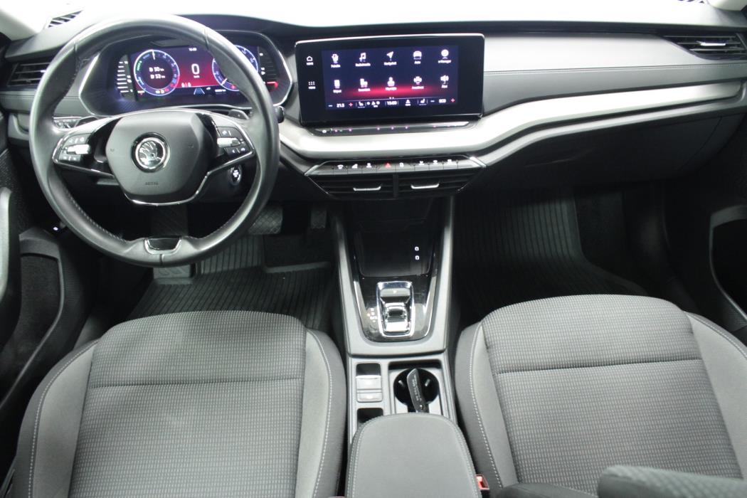 SKODA Octavia 2024
