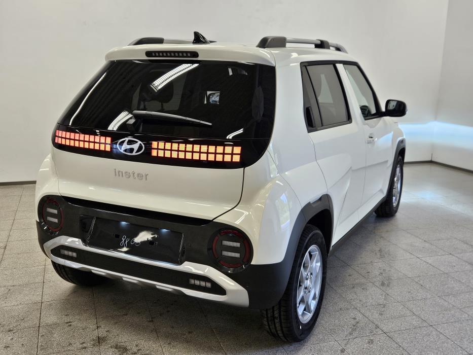 Hyundai INSTER 2026