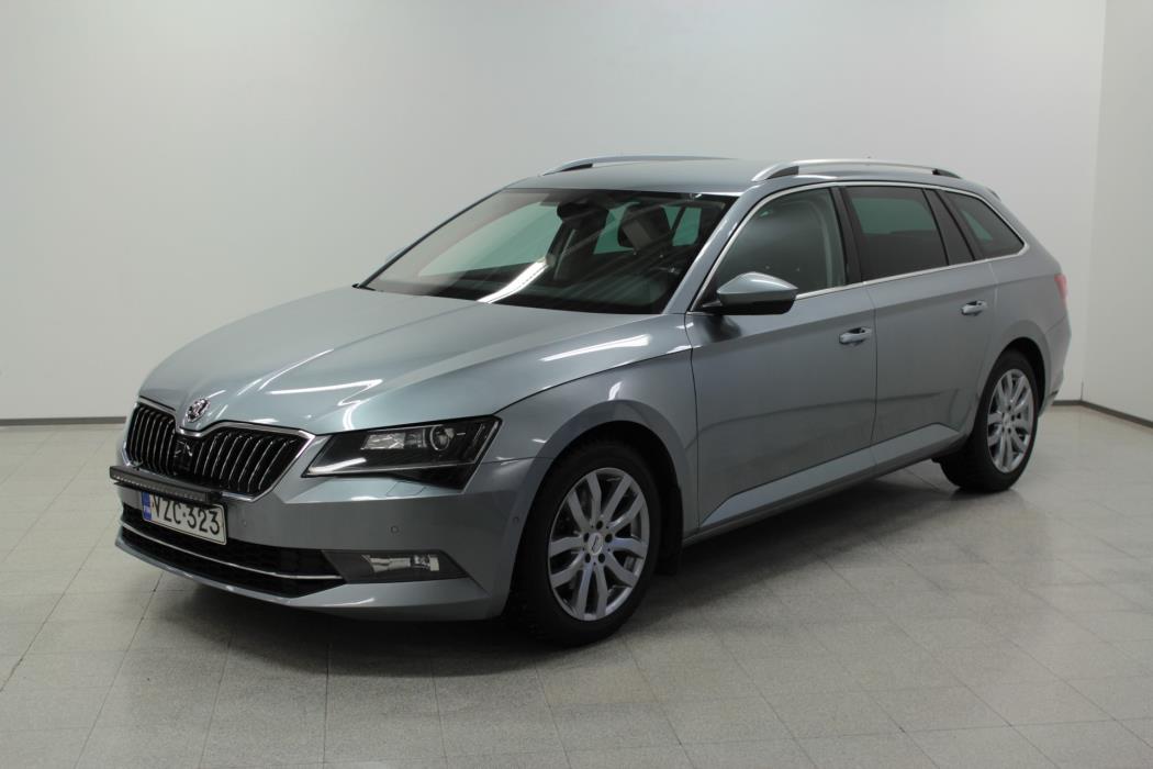 SKODA Superb 2016