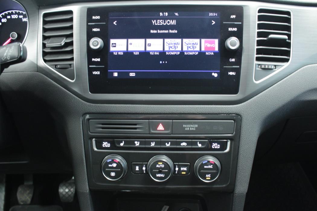 VOLKSWAGEN Golf Sportsvan 2018
