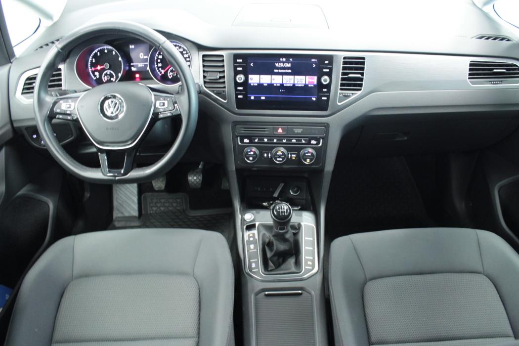 VOLKSWAGEN Golf Sportsvan 2018