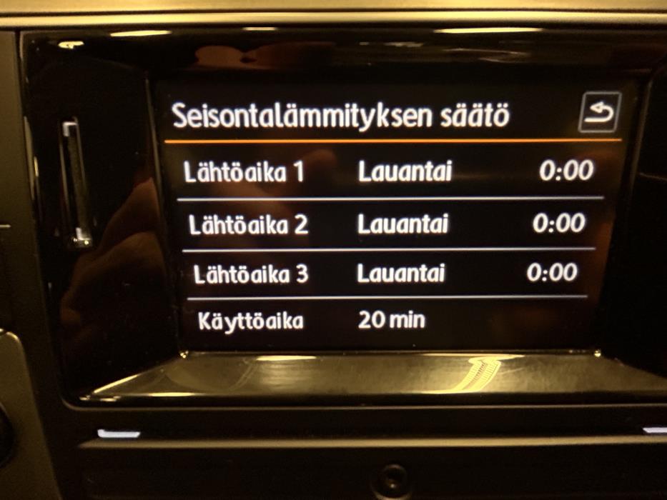 VOLKSWAGEN Golf 2016