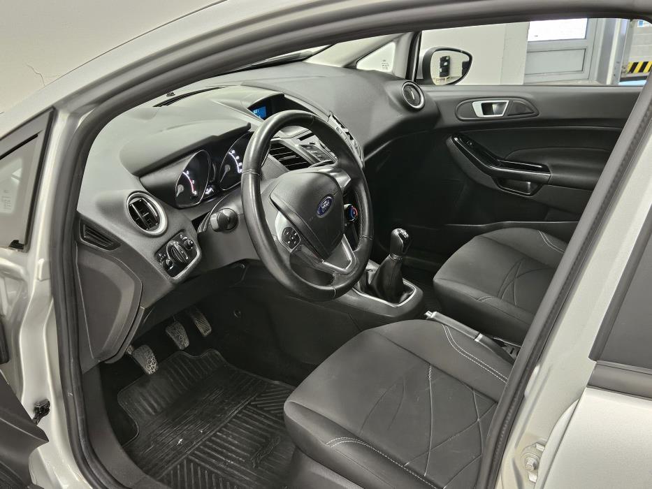FORD Fiesta 2016