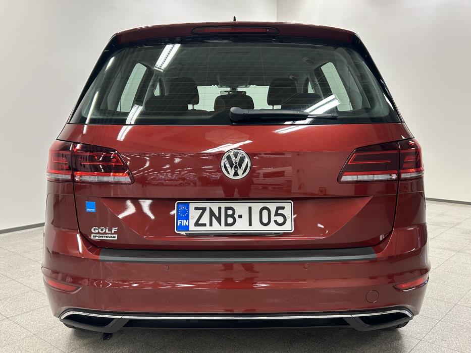 VOLKSWAGEN Golf Sportsvan 2020