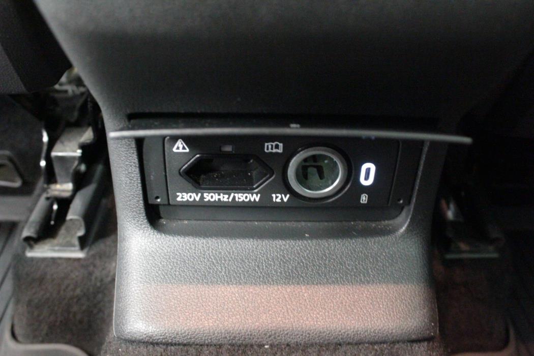 SKODA Karoq 2023
