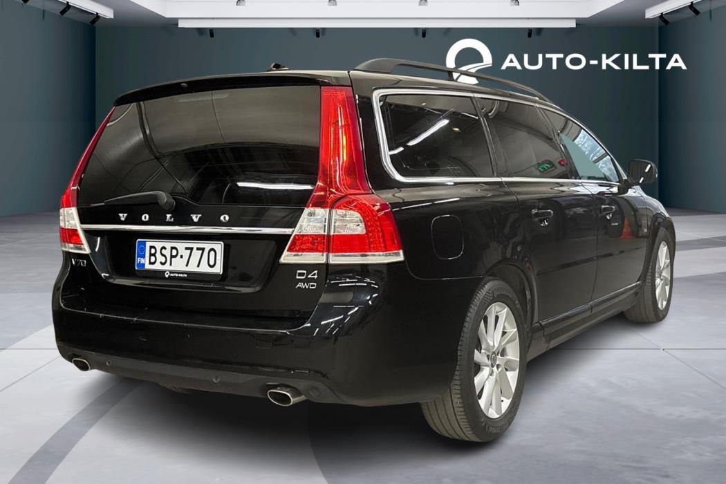 Volvo V70 2015