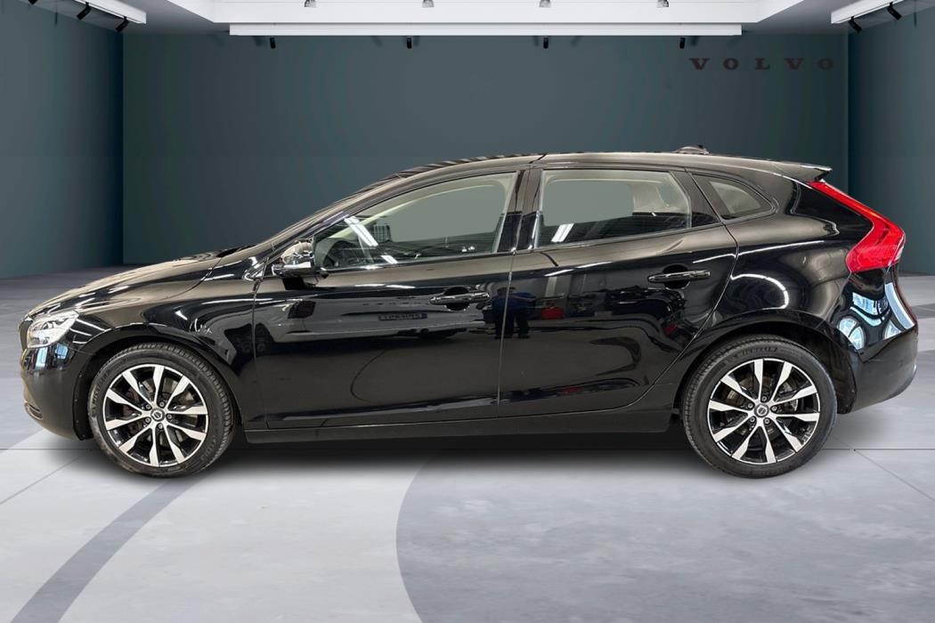 Volvo V40 2019