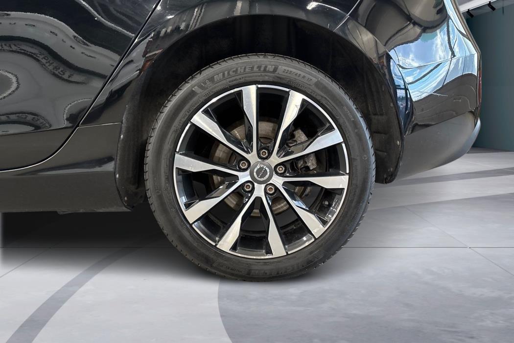 Volvo V40 2019