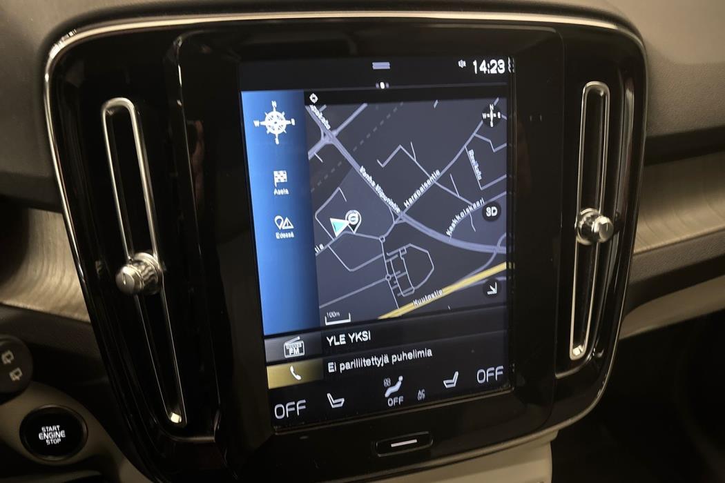 VOLVO XC40 2019