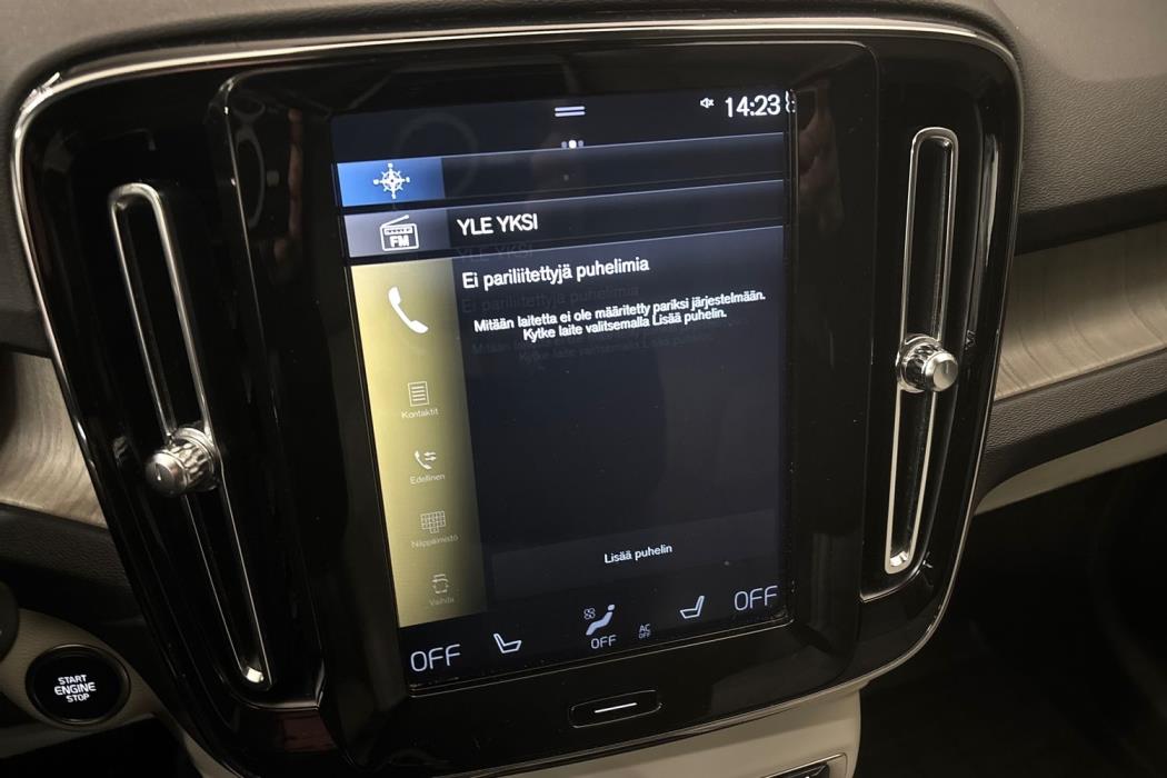 VOLVO XC40 2019