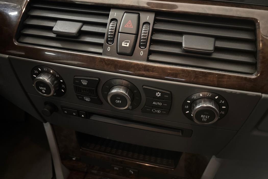 BMW 530 2005