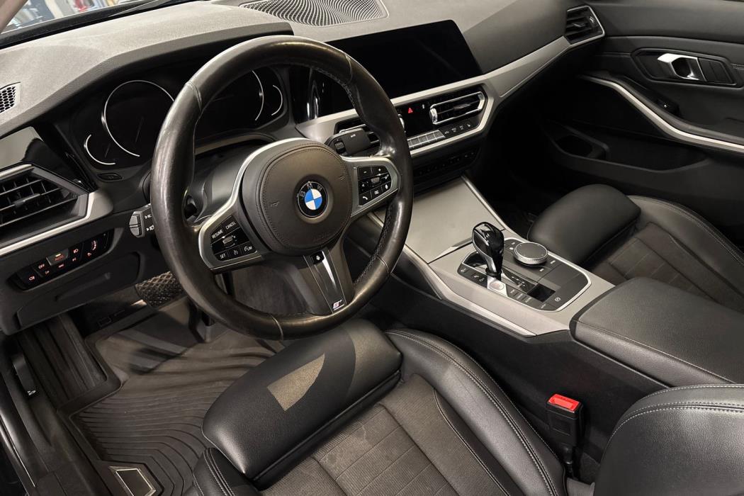 BMW 320 2019