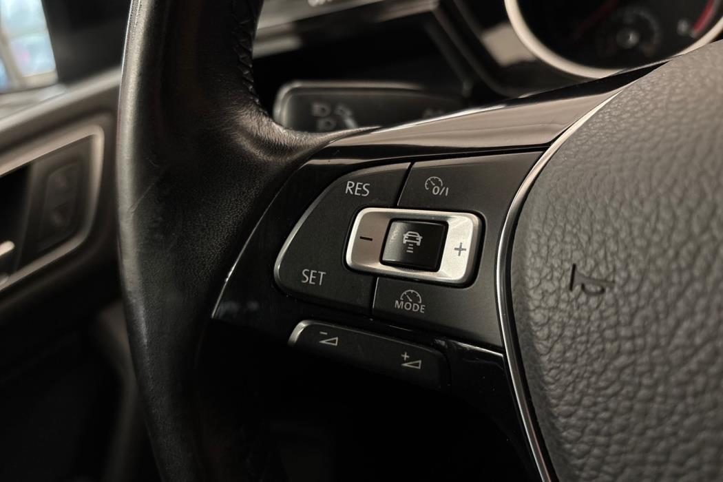 Volkswagen Touran 2016