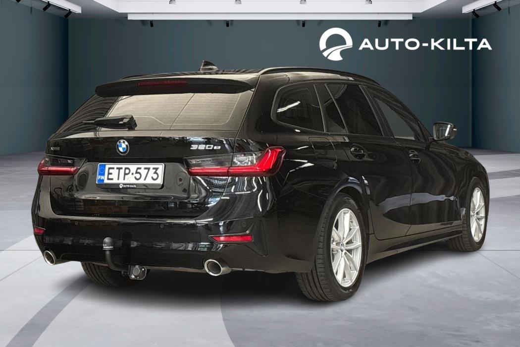 BMW 320 2021