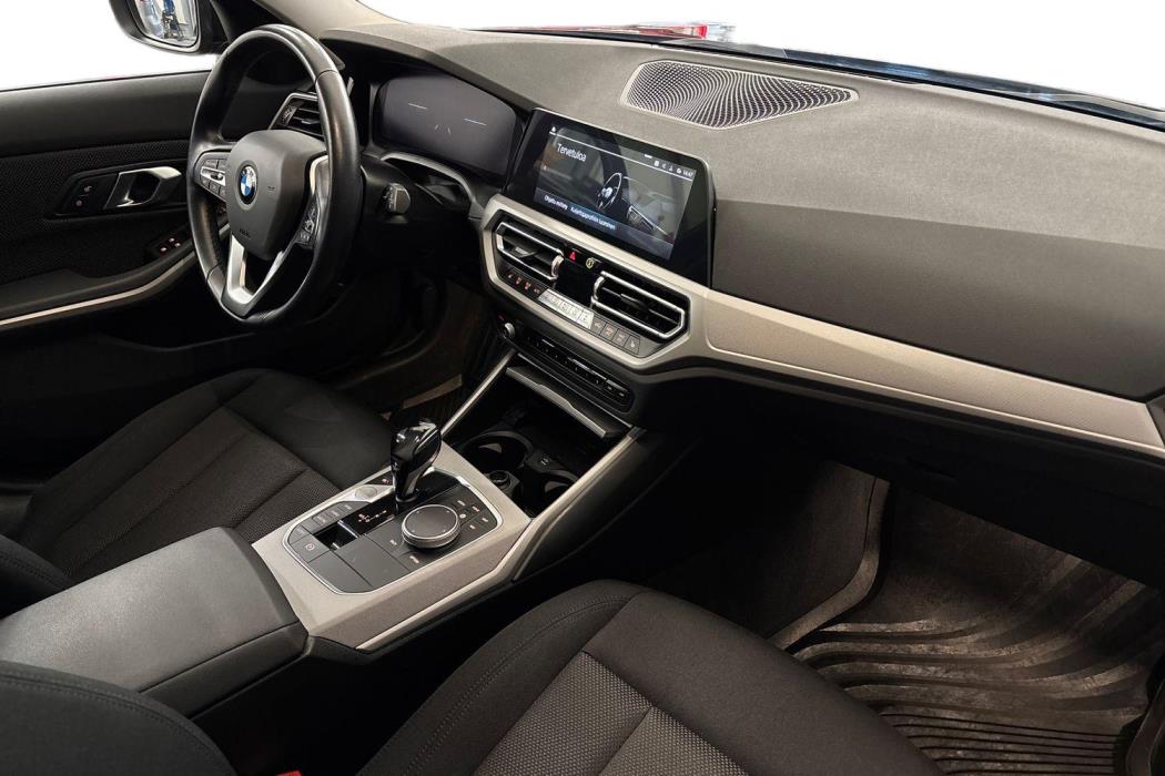 BMW 320 2021
