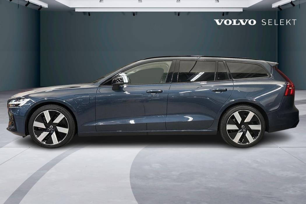 Volvo V60 2024