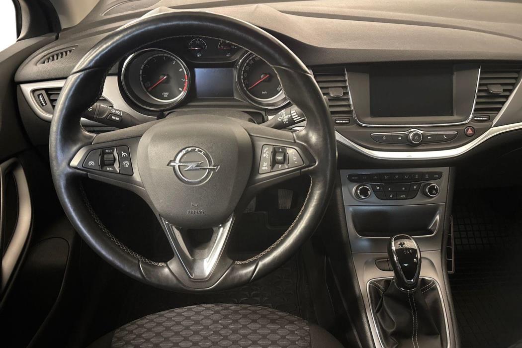 Opel Astra 2016