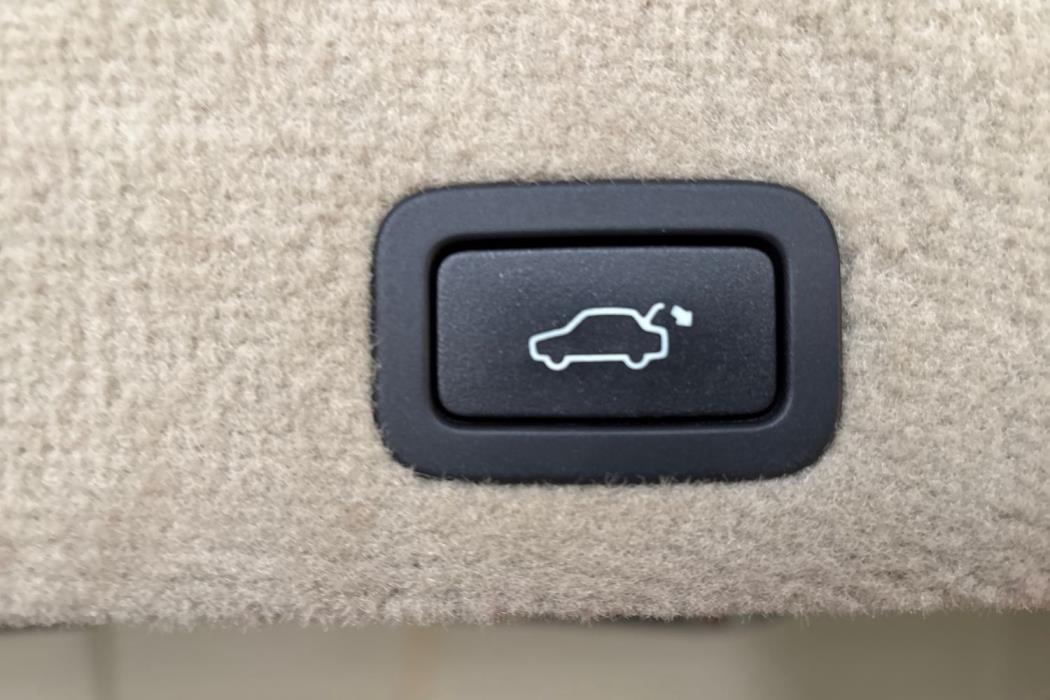 Volvo XC70 2015
