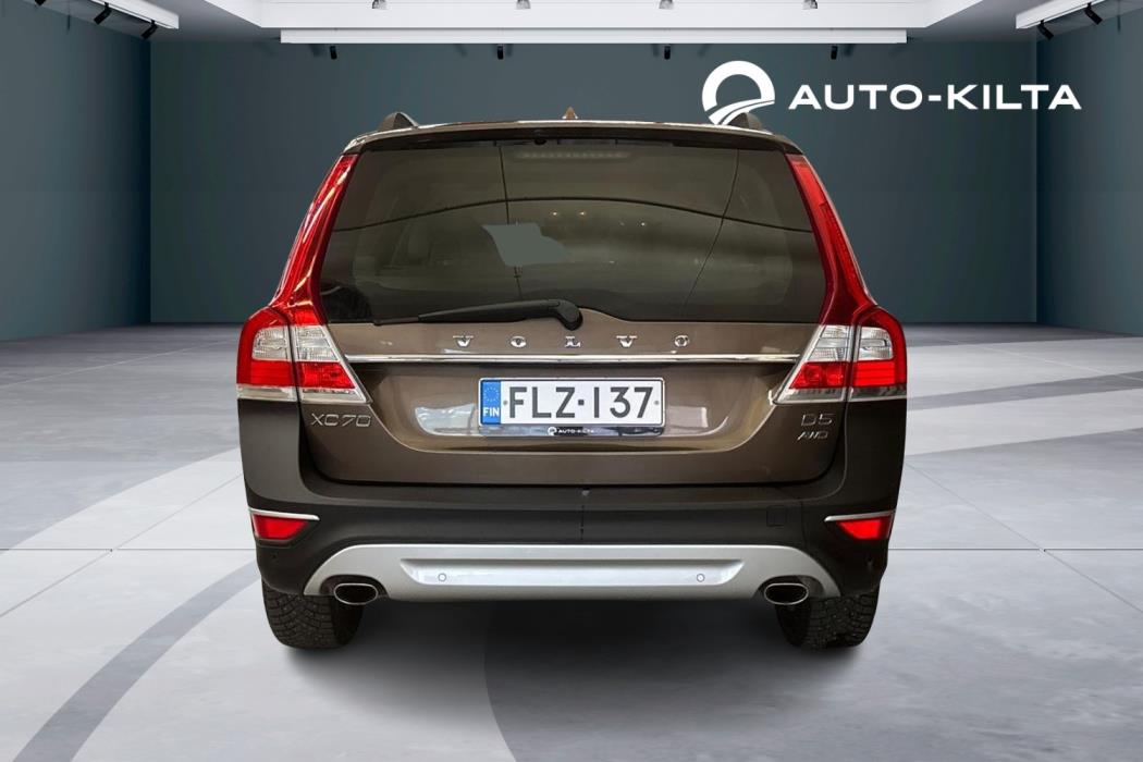 Volvo XC70 2015