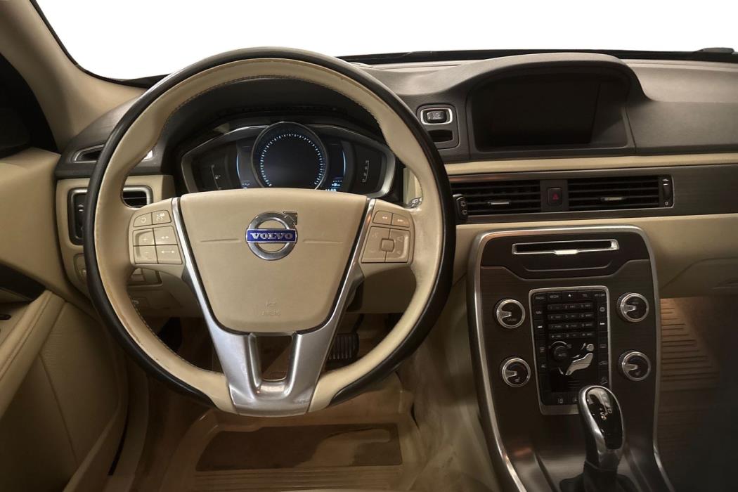 Volvo XC70 2015