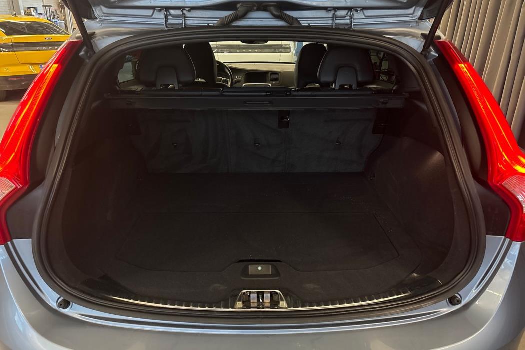 Volvo V60 Cross Country 2017