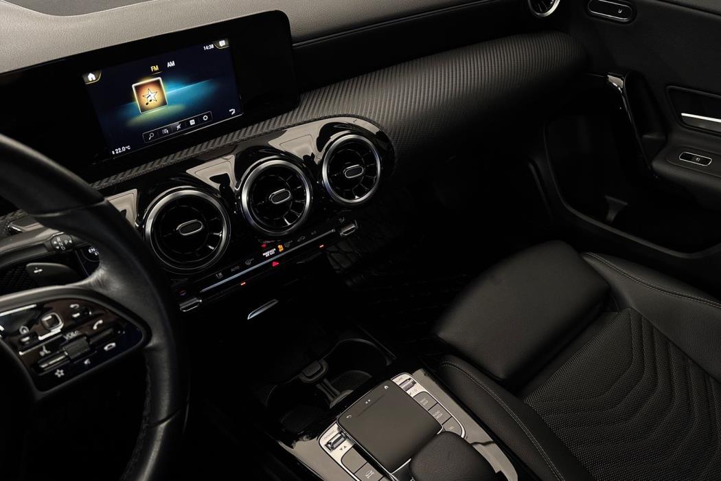 MERCEDES-BENZ A 2019