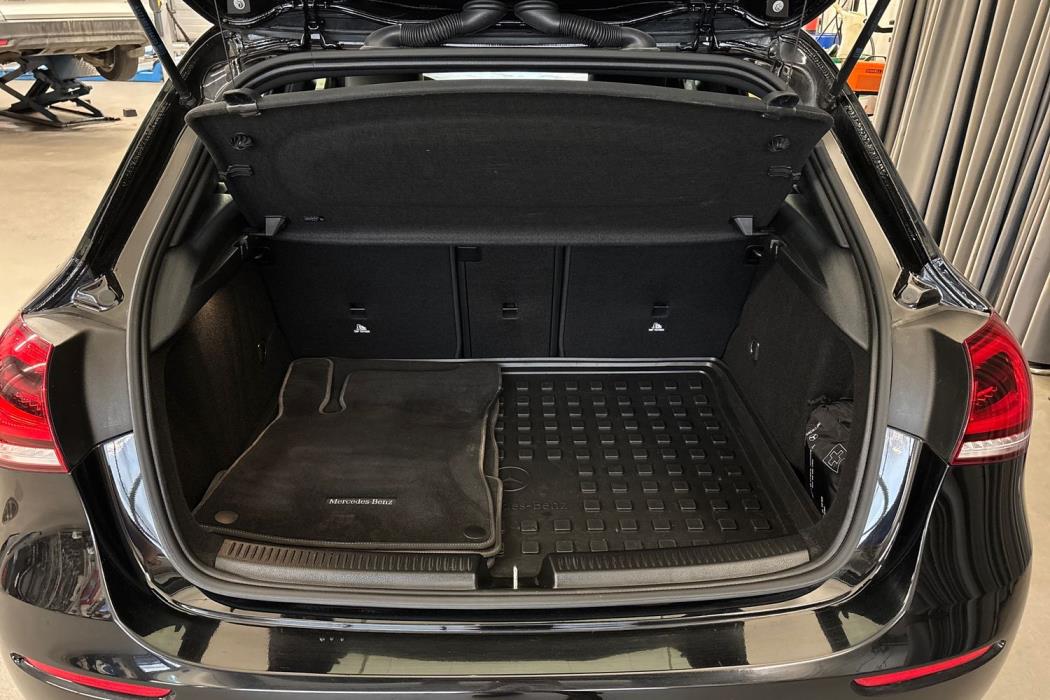 MERCEDES-BENZ A 2019
