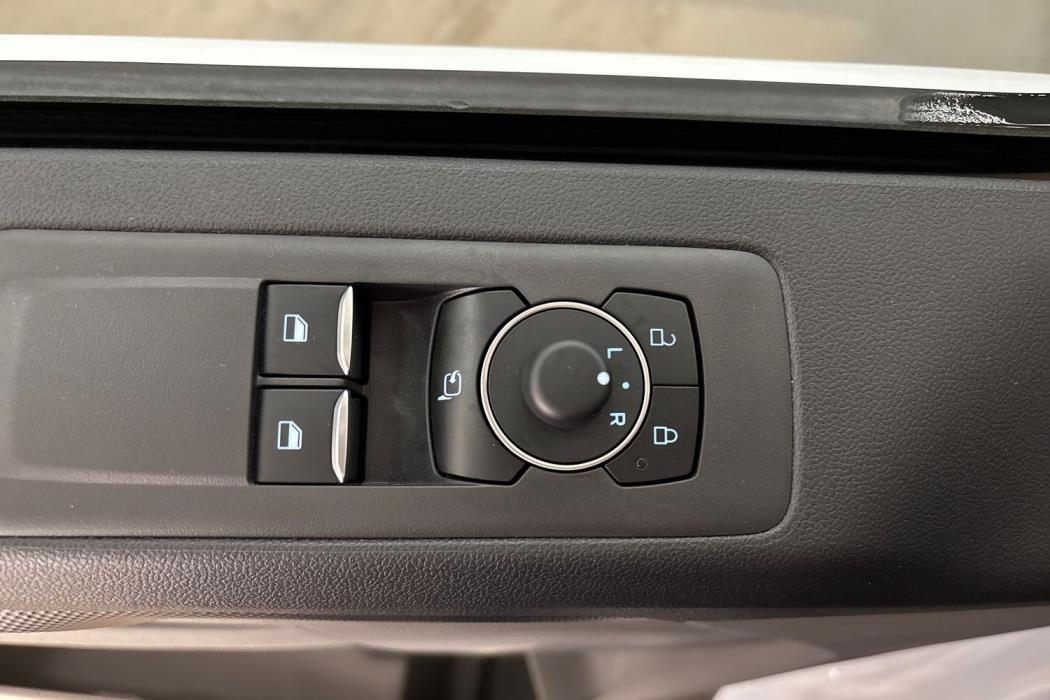 Ford Transit Custom 2025