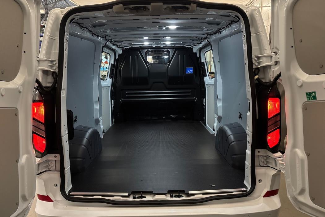 Ford Transit Custom 2025