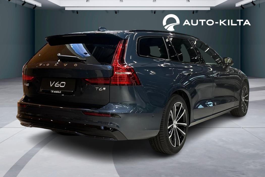 Volvo V60 2025