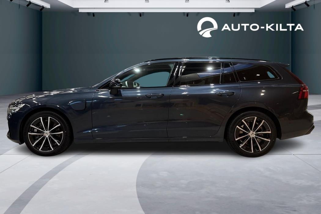 Volvo V60 2025